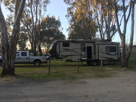 Deniliquin Riverside Caravan Park - Accommodation in Bendigo 3
