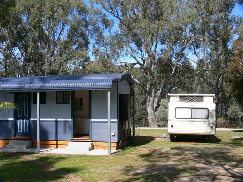 Deniliquin Riverside Caravan Park - Accommodation in Bendigo 5