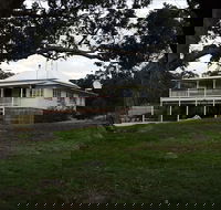 Loughmore House and Cottage - Accommodation in Bendigo