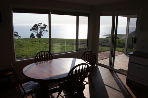 Seaside Farm Retreat - Accommodation in Bendigo 0