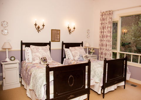 The Studio & The Barn - Accommodation in Bendigo 8