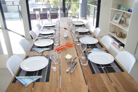 23 Nevin Avenue, Encounter Bay - Accommodation in Bendigo 2