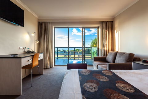 Beachfront  Bicheno - Accommodation in Bendigo 0
