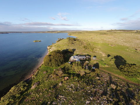 Ratcliff Cottage - Accommodation in Bendigo 0
