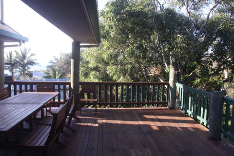 Salty Towers - Accommodation in Bendigo 0