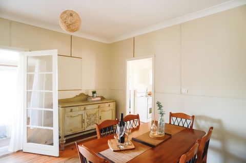 Adelong Valley Farm Stays - Moorallie Cottage - Accommodation in Bendigo 2
