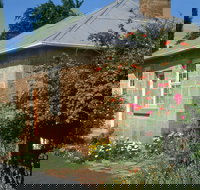 Hamilton's Cottage Collection and Country Gardens - Emmas Cottage