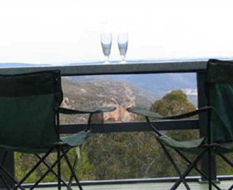 Hatters Hideout Lyres Loft - Accommodation in Bendigo 0