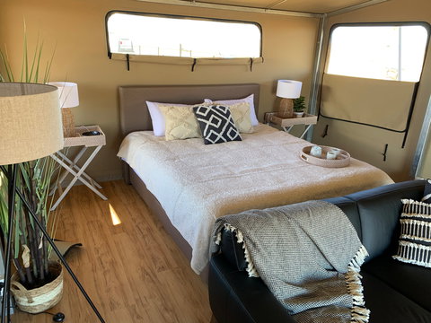 Mitchell Grass Retreat - Accommodation in Bendigo 1