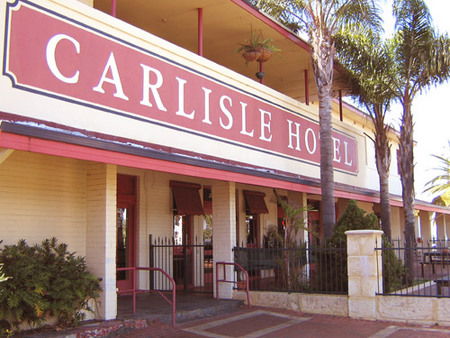 Carlisle Hotel Motel - Accommodation in Bendigo 1
