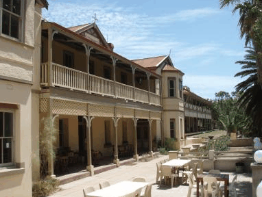 Priory Resort Hotel - Accommodation in Bendigo