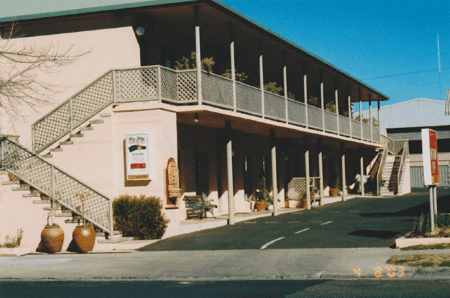 New England Motor Inn - Accommodation in Bendigo