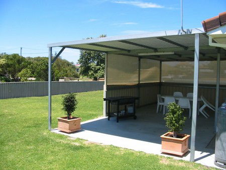 JJ's Holiday Cottages - Mitchell Street - Accommodation in Bendigo 1