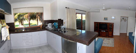 Amore Beach Retreat - Accommodation in Bendigo 2