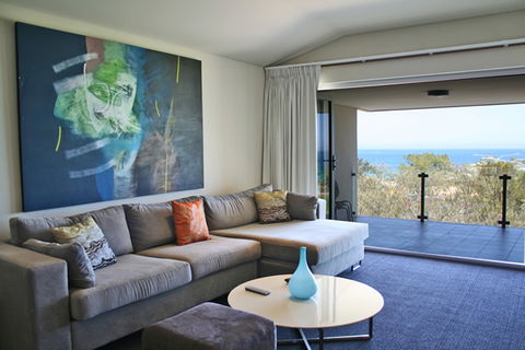 Clarion Suites Mullaloo Beach - Accommodation in Bendigo 6