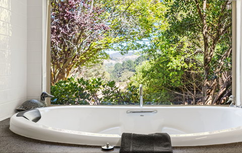 Adelaide Hills Retreats - The Nest - Accommodation in Bendigo 2