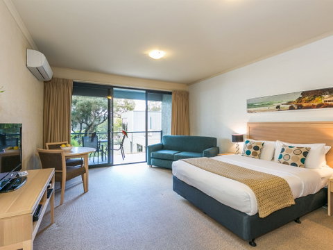 Chatby Lane Lorne - Accommodation in Bendigo 0