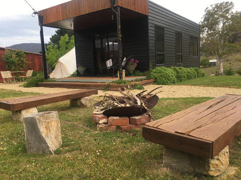 Farm Pod At Twamley Farm - Accommodation in Bendigo 0