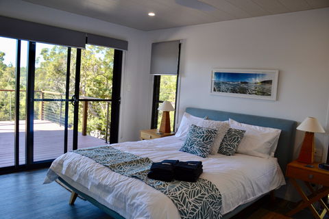 Kokomo At Kingfisher Bay - Accommodation in Bendigo 2