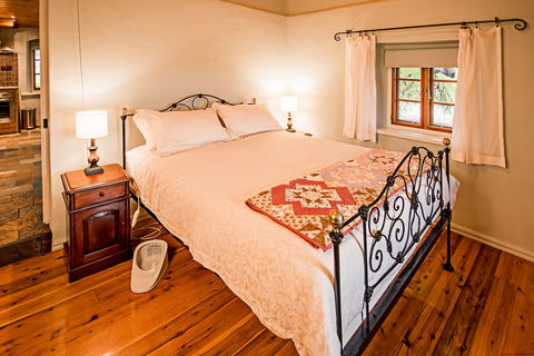 Lucy's House - Accommodation in Bendigo 2