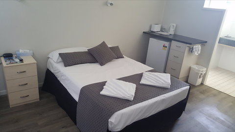 Queens Beach Hotel - Accommodation in Bendigo 1