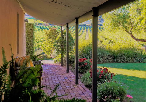 Seppeltsfield Vineyard Cottage - Accommodation in Bendigo 0