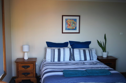 Ulladulla Rennies Beach House And Studio - Accommodation in Bendigo 1