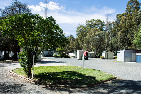 Deniliquin Car-O-Tel And Caravan Park - Accommodation in Bendigo 0
