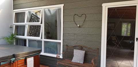 Kiwarrak Country Retreat - Accommodation in Bendigo 0