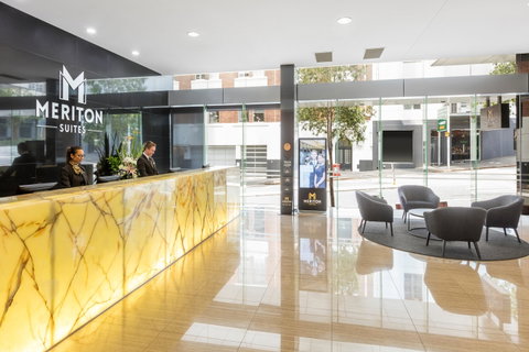 Meriton Suites Adelaide Street, Brisbane - Accommodation in Bendigo 1
