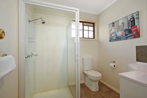 Oak Cottage - Tudor Village - Accommodation in Bendigo 1