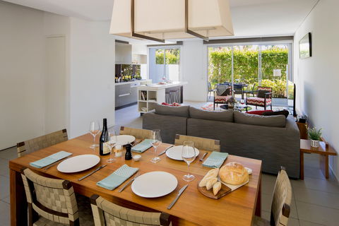 Pullman Magenta Shores Resort - Accommodation in Bendigo 2