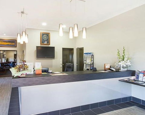 Quality Inn Parkes International - Accommodation in Bendigo 2