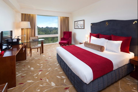 Royal On The Park Hotel And Suites - Accommodation in Bendigo 1