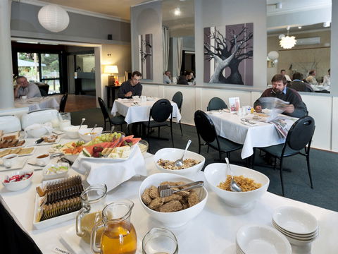 The Waterfront Wynyard - Accommodation in Bendigo 2