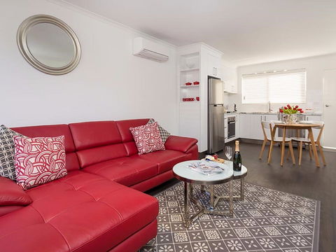 Understated Elegance - Affordable Luxury - Accommodation in Bendigo 0