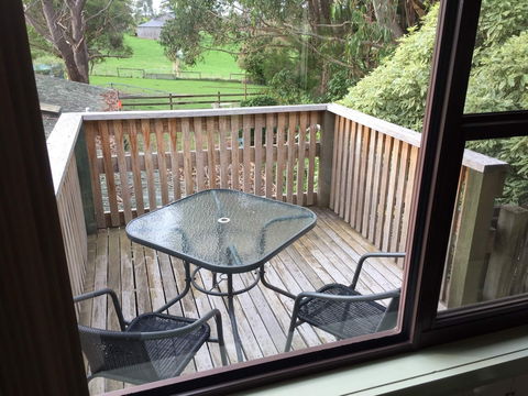 White Hawk Accommodation - Accommodation in Bendigo 2