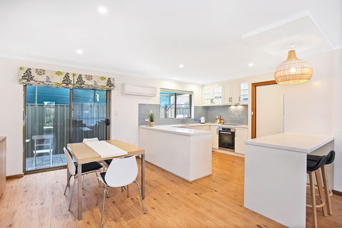 4/11 Cornhill Road - Accommodation in Bendigo 1