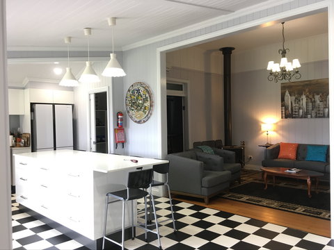 Area 51 Warwick - Accommodation in Bendigo 0