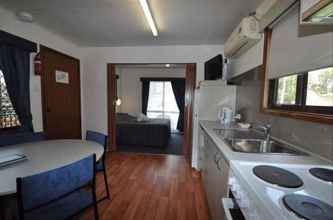 Beachside Holiday Park - Accommodation in Bendigo 2