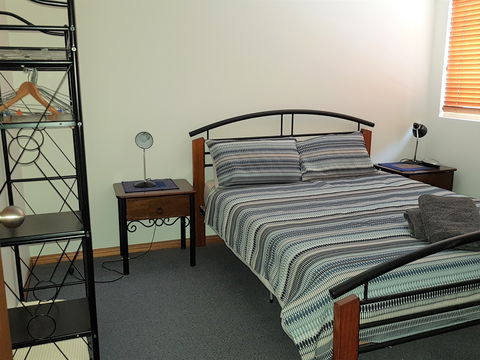 Blue Manna Waters – Apartment A - Accommodation in Bendigo 1
