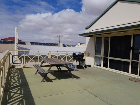 Blue Manna Waters - Apartment B - Accommodation in Bendigo 0