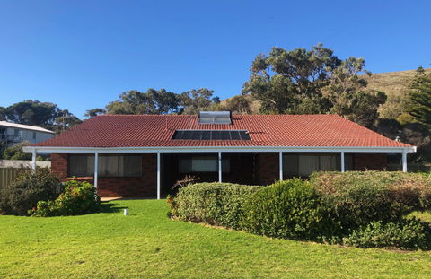 Calm Seas - Accommodation in Bendigo 0