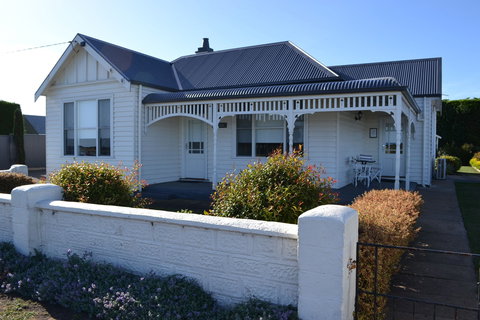 Calgary Accommodation & Killara Accommodation - Accommodation in Bendigo 0