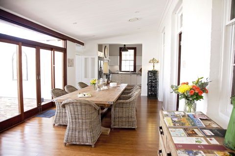 Cawarra On The Park - Accommodation in Bendigo 1