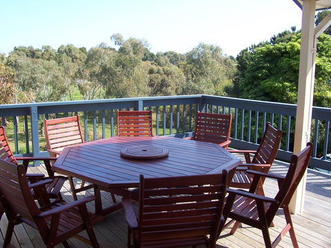 Century 21 SouthCoast: All Decked Out - Accommodation in Bendigo 0