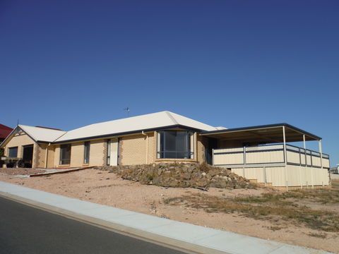 Deck To Sea - Accommodation in Bendigo 2