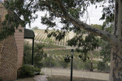 Glen Ayr Cottages - Accommodation in Bendigo 0