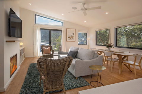 Grasmere Chalet - Accommodation in Bendigo 0