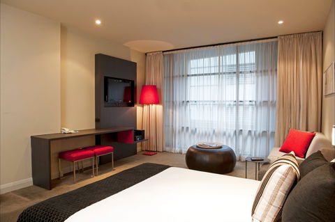 Mantra Hindmarsh Square - Accommodation in Bendigo 1